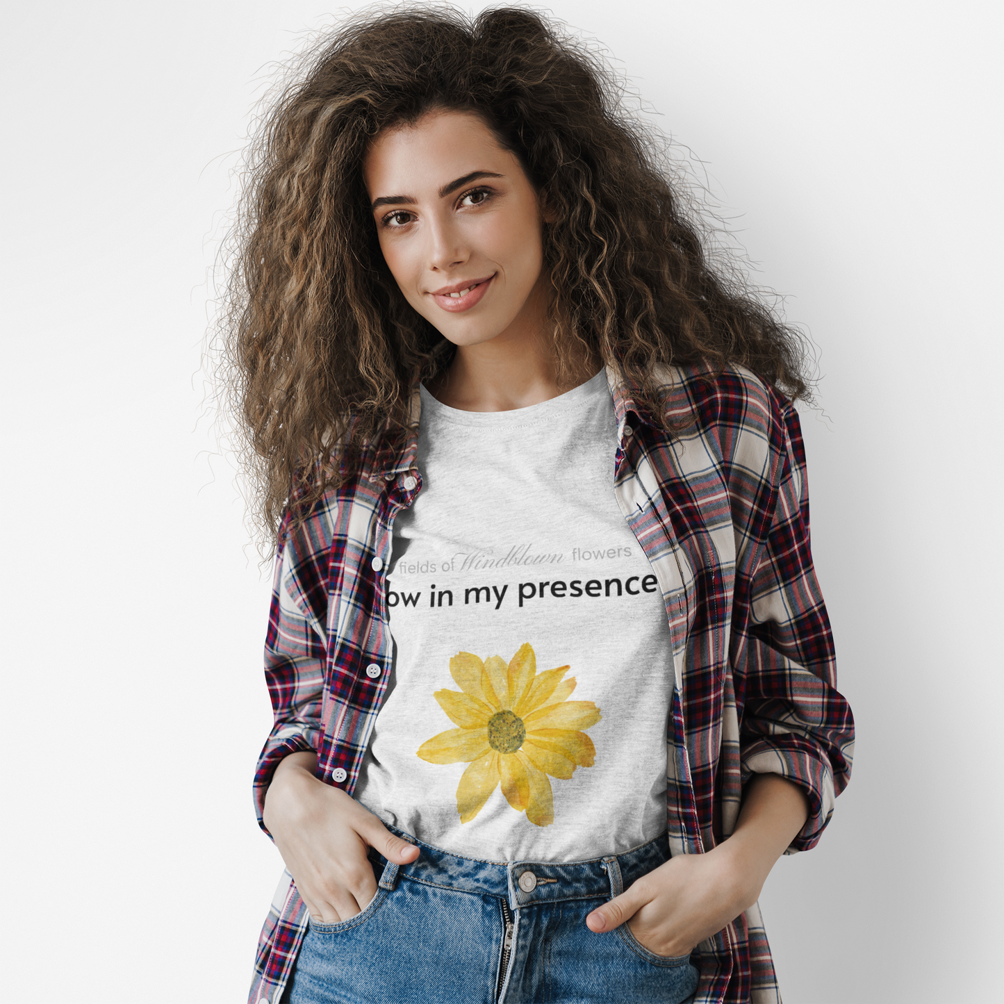 Women's Sassy Bow In My Presence Softstyle Tee | Sunflower Adorned | Victoria & Co.